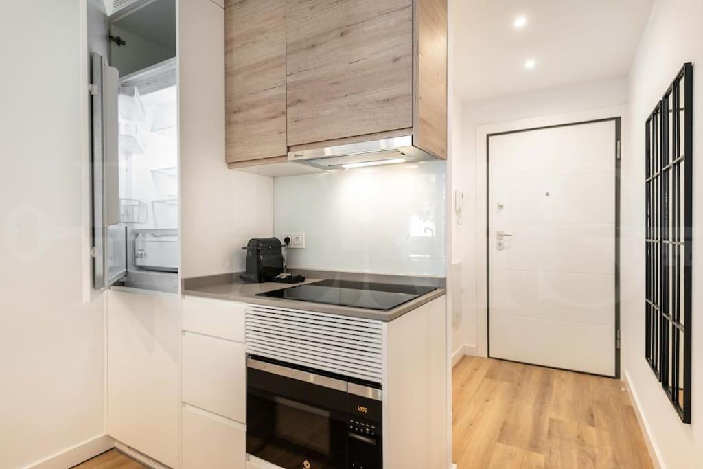 Calm Apartment With Private Patio By Rems Μάλαγα Εξωτερικό φωτογραφία