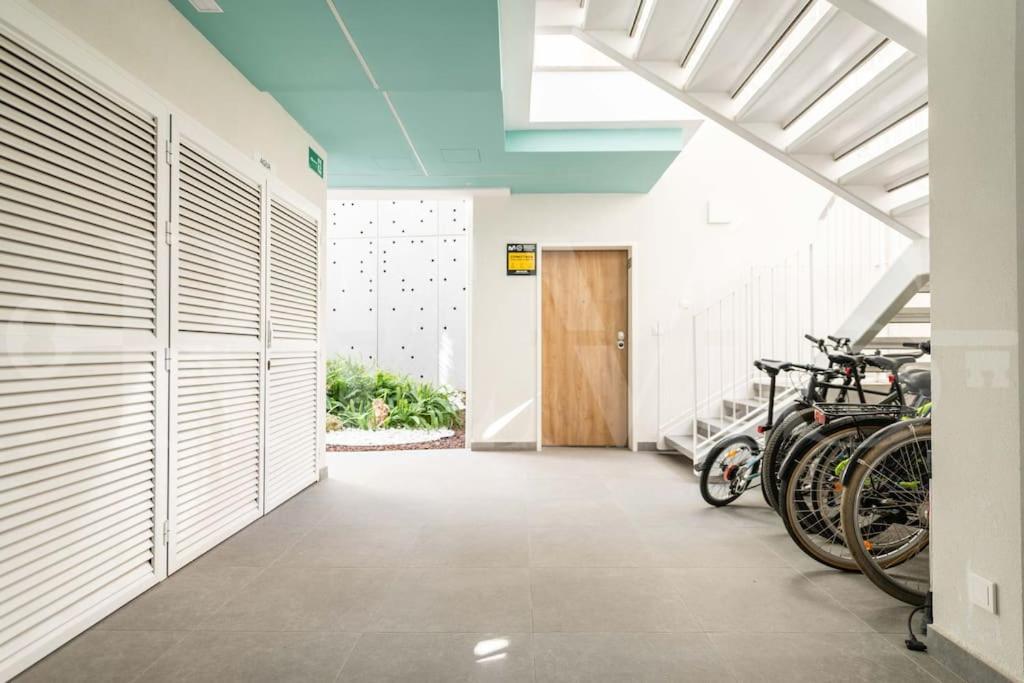 Calm Apartment With Private Patio By Rems Μάλαγα Εξωτερικό φωτογραφία